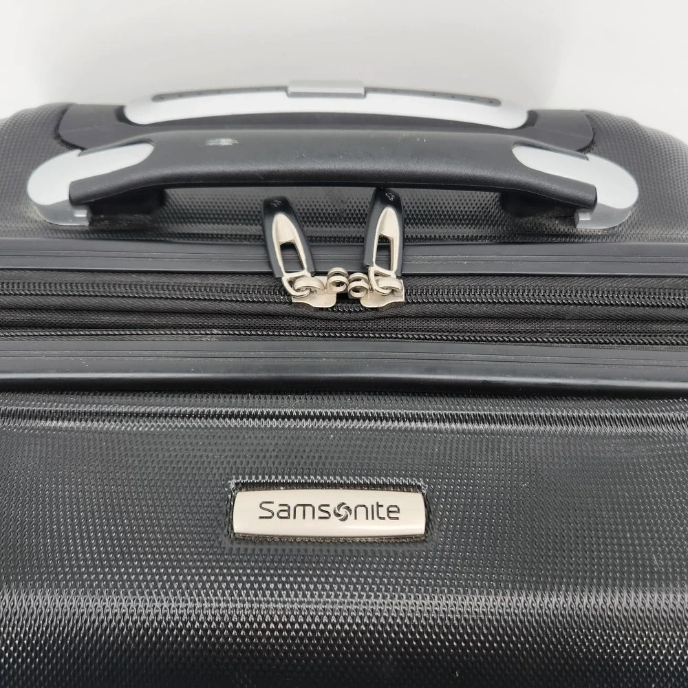 Samsonite 22 Inch Black Expandable Hard Side Spinner Carry On Luggage Suitcase